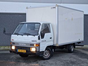 Toyota Dyna 100 Rigid | UK-89-NP box truck