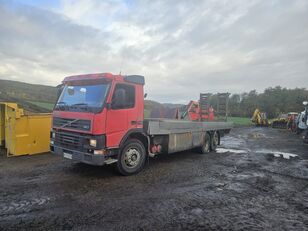 Volvo FM7  car transporter