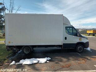 IVECO 50C17 box truck < 3.5t