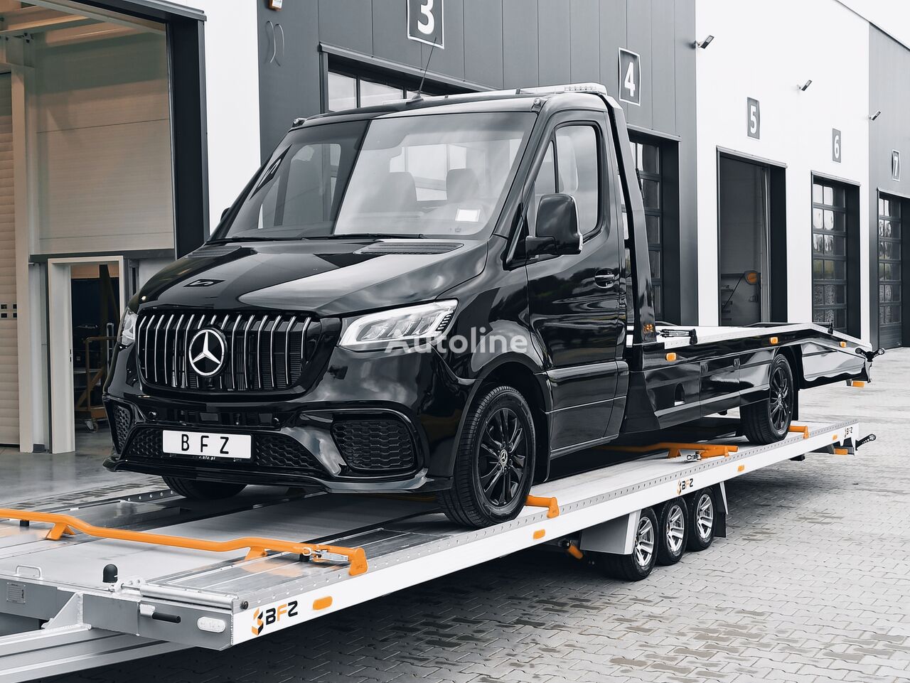 new Mercedes-Benz Sprinter 319  LED NAVI Autotransporter BFZ PLATEAU tow truck < 3.5t