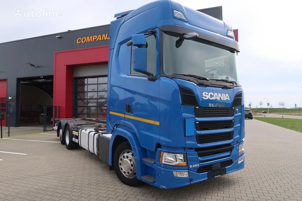 Scania container chassis