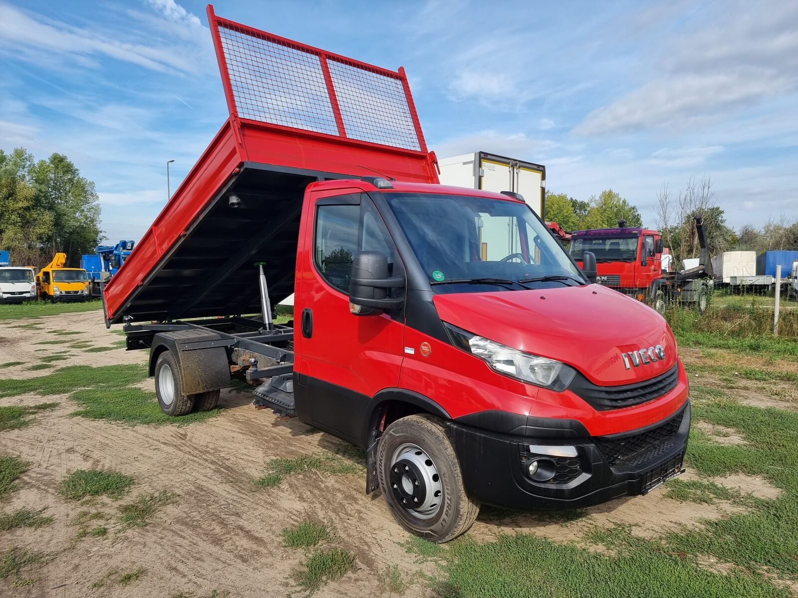 IVECO Daily 70-180 3 sided tipper  dump truck