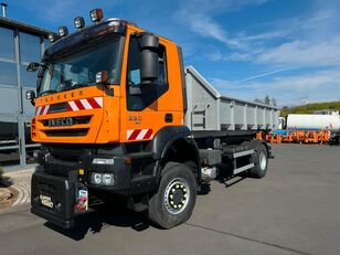 IVECO Trakker 330 EEV hook lift truck