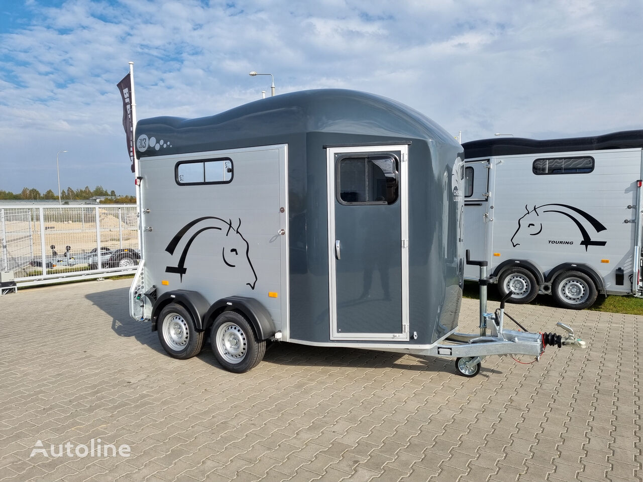 new Cheval Liberté Gold 3 for two horses with tack room 2000 kg GVW trailer horse trailer