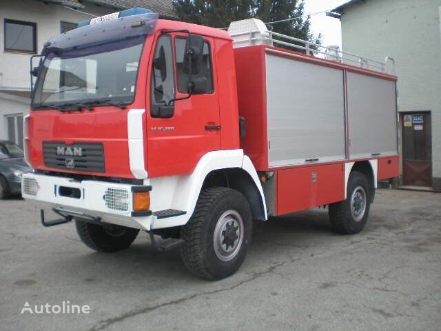MAN 10-220   fire truck