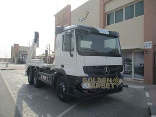 Mercedes-Benz 2641 skip loader truck