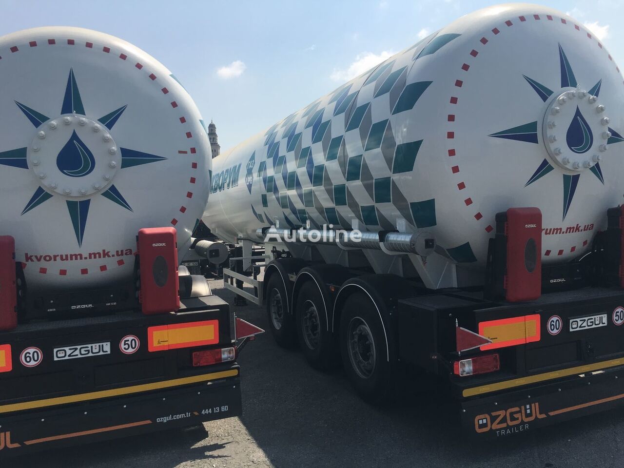 new Özgül gas tank trailer