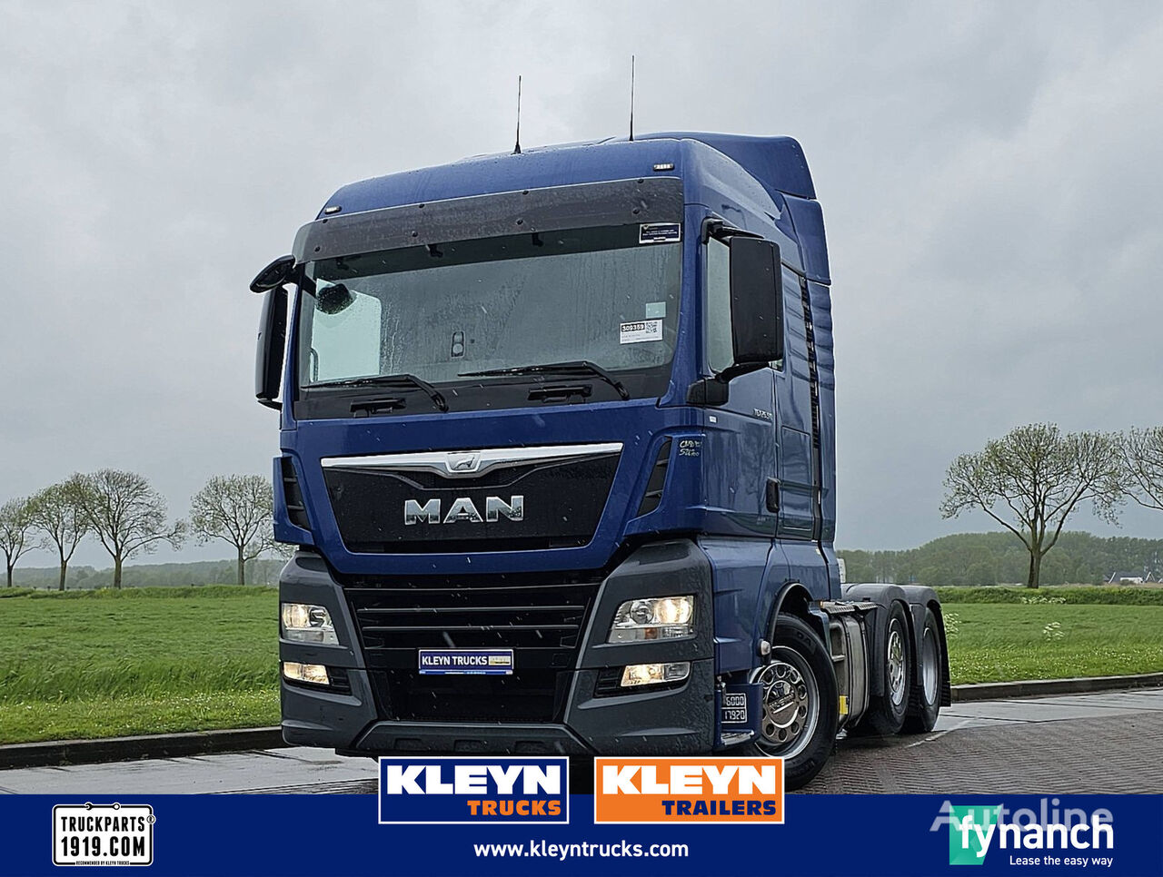 MAN 26.510 TGX xlx 6x2/4 steered truck tractor